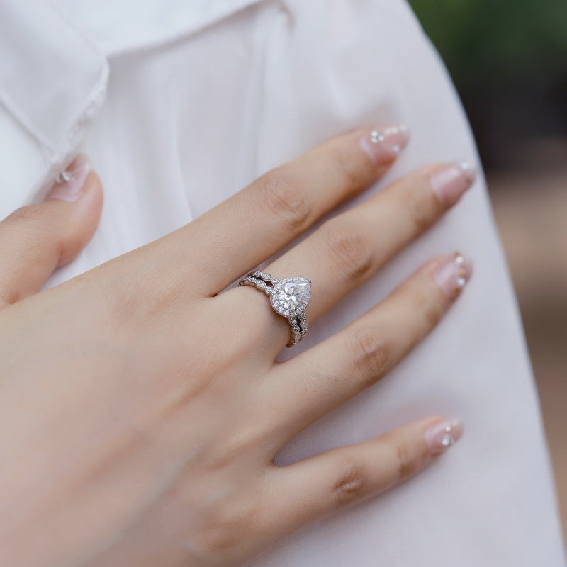 Affordable Luxury Waterdrop Moissanite Ring Fashionable And Versatile