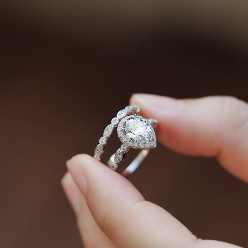 Affordable Luxury Waterdrop Moissanite Ring Fashionable And Versatile